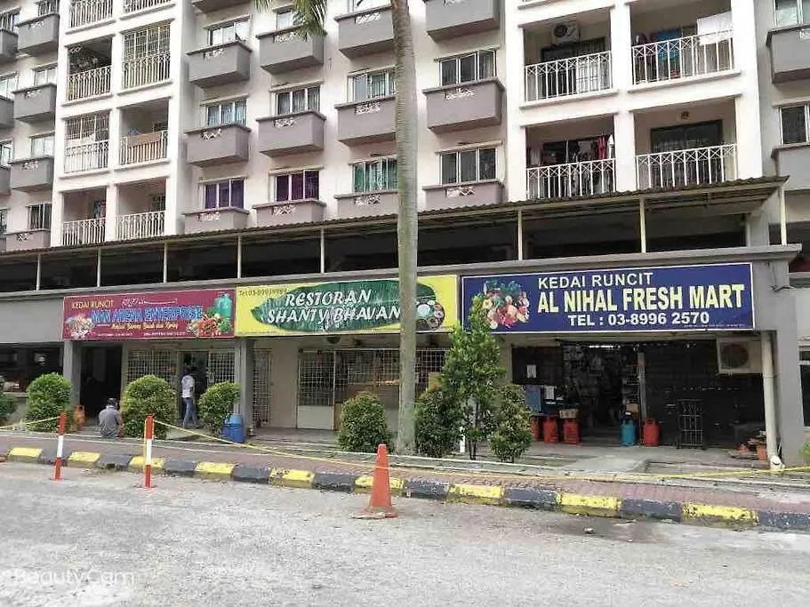 Arena Green Stadium Bukit Jalil Furnished, Air Con All Rooms Kuala Lumpur 0*,
